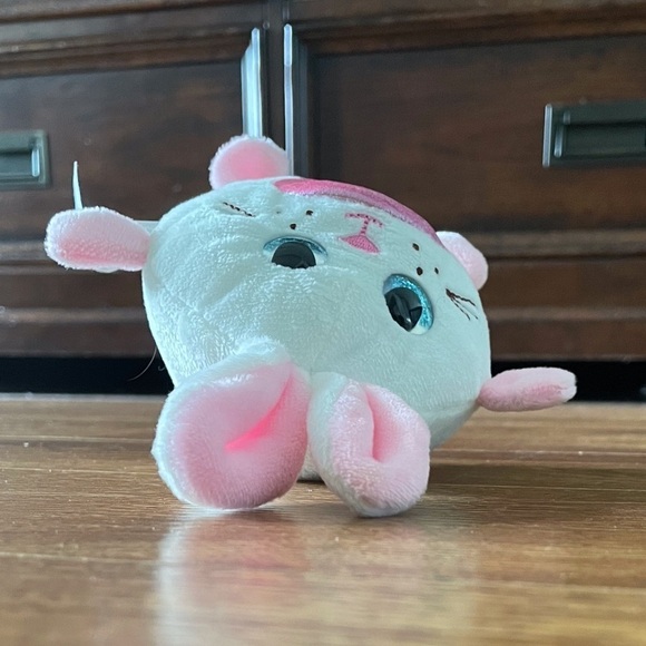Round white bunny stuffed animal - Picture 6 of 6